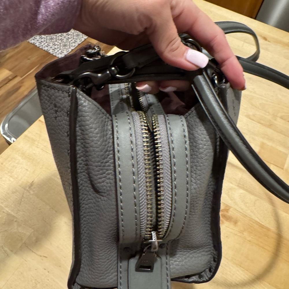 Coach Rogue 25 with Rivets - Picture 13 of 13